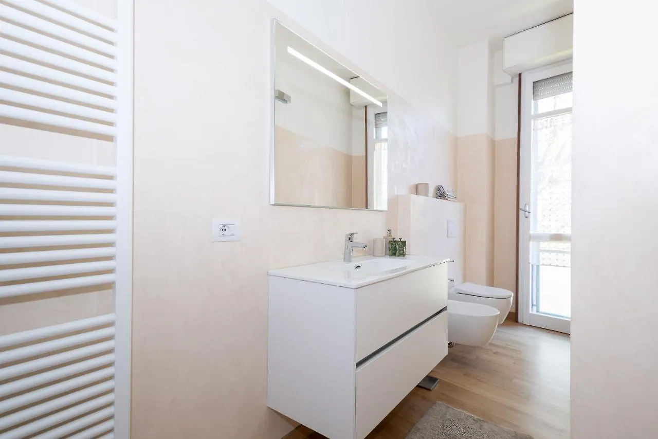 Appartamento Volta 4 By Holiday Solutions Cernobbio Italia