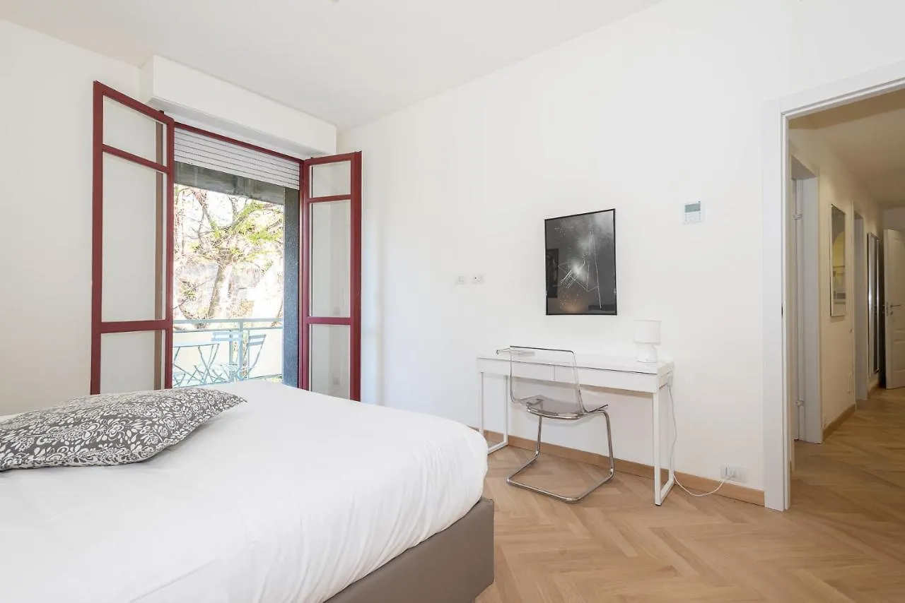 Appartamento Volta 4 By Holiday Solutions Cernobbio